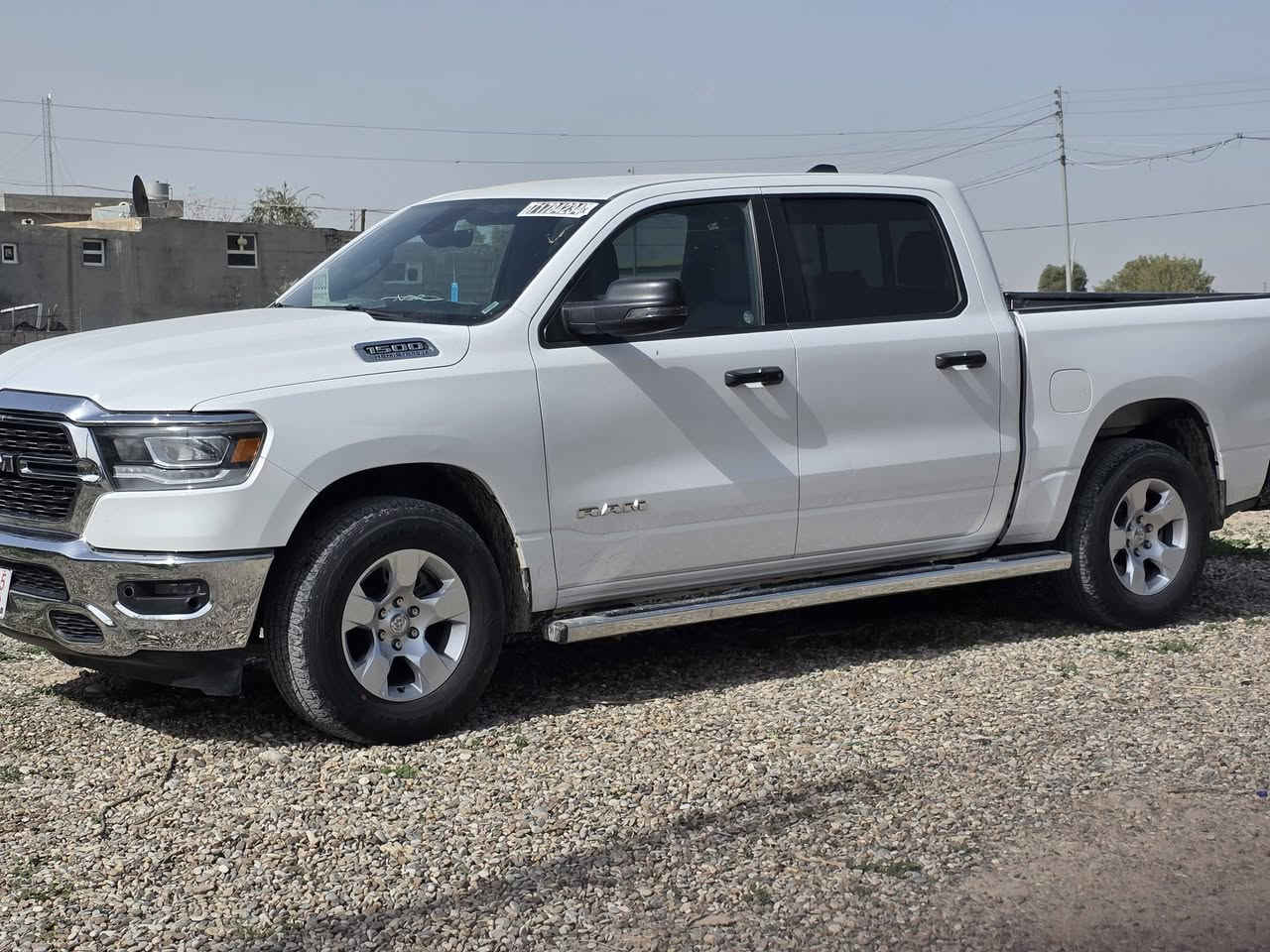 دوج رام ٢٠٢٣ 
زيرو ماشه ١٥ الف رقم سليمانيه مميز بسمي 
محرك ٥٧٠ايتتروك باننزين عادي 
ضرر جامرلق أمامي سعر ٣٢٠ وبي مجال ساره بحاله زيرو تخبل 
*********** او مراوس بلاندكروز مكان ديالى
