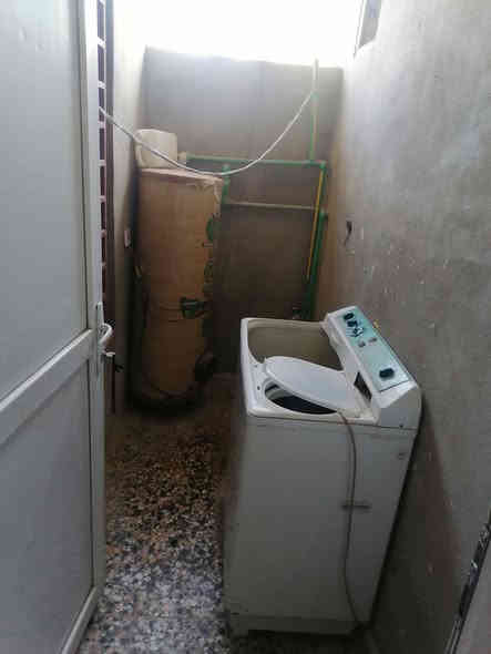 بيت للبيع زراعي طابقين ركن ٦غرف نوم استقبال مطبخ صحيات عدد٣ الطابق الثاني سندويش ركن لي يده استثمار مؤجر حاليا ٣٠٠ منطقت ابي غريب  الرظوان مال ابومنيصيرالسعر  ٦٠ مليون ***********  ***********
