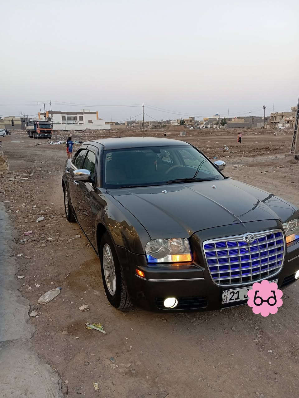 السلام عليكم أوباما 2008 / 3500اصل مكفوله من الضربه حداديه جديده تخم تاير منظومة زنون محرك كير كفاله رقمها سليمانية تحويل ثاني يوم سنويه لل2027  للتواصل على الأرقام
***********
***********
