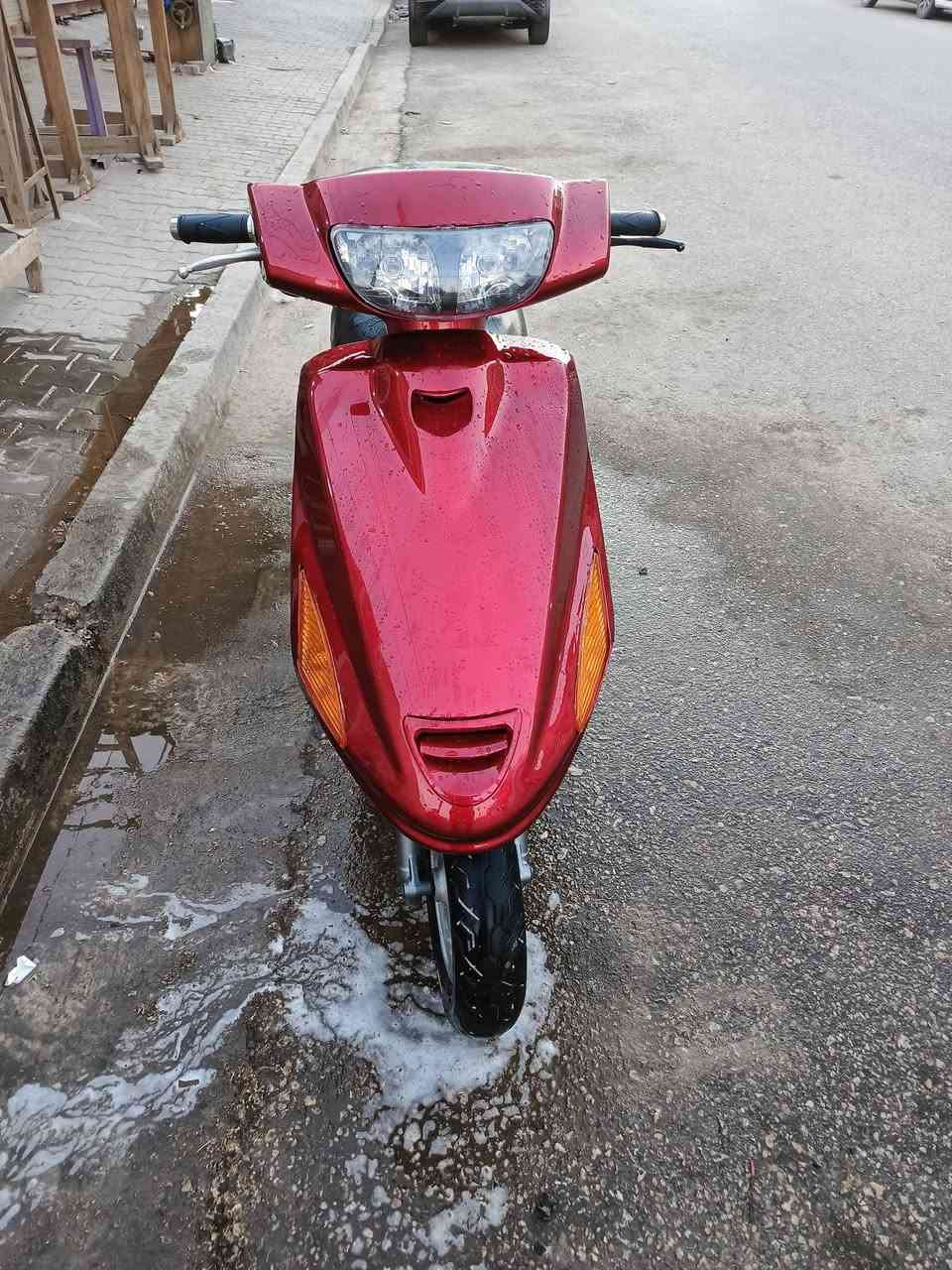 سلام عليكم فراشه نثيه للبيع كلها شغال كل نقص مابيه كهربائيات كلها شغال دبلات جدد تايرات جدد كلها شغال محرك مفتوحه شرط نعومه مكاني نجف حي الغري السعر خاص ***********
