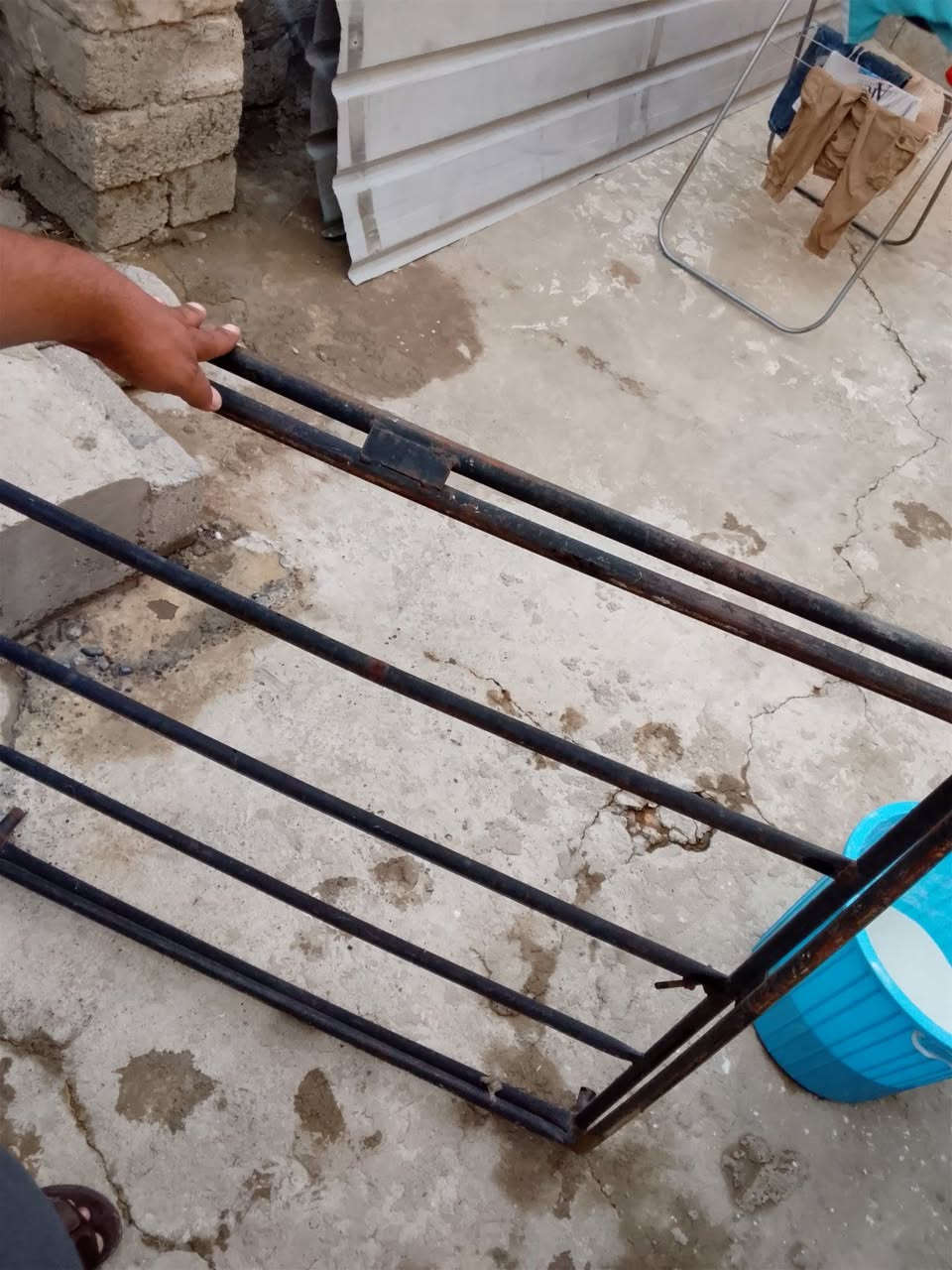 سيباية للبيع ادفع سعر وتعال خذها
***********
***********
