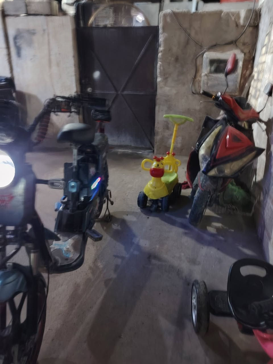 السلام عليكم شباب ماطور للبيع اج اي اس موديل ٢٠٢٤ بطاريات فول
اي نقص ما بي بس شاحنه
العنوان ابو غريب قرب مستشفى ابو غريب
الاستفسار ***********
السعر ٢٨٠ بيها مجال
