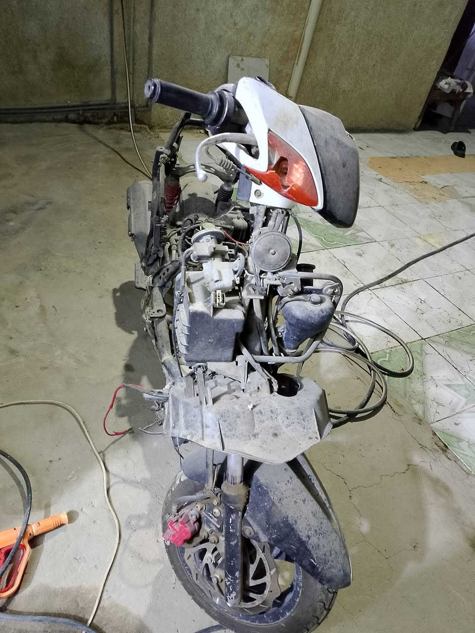 دراجه للبيع سكنس نثيه
گوم حديد ب100 الف كشن موجود وجنطه
تواصل ***********
