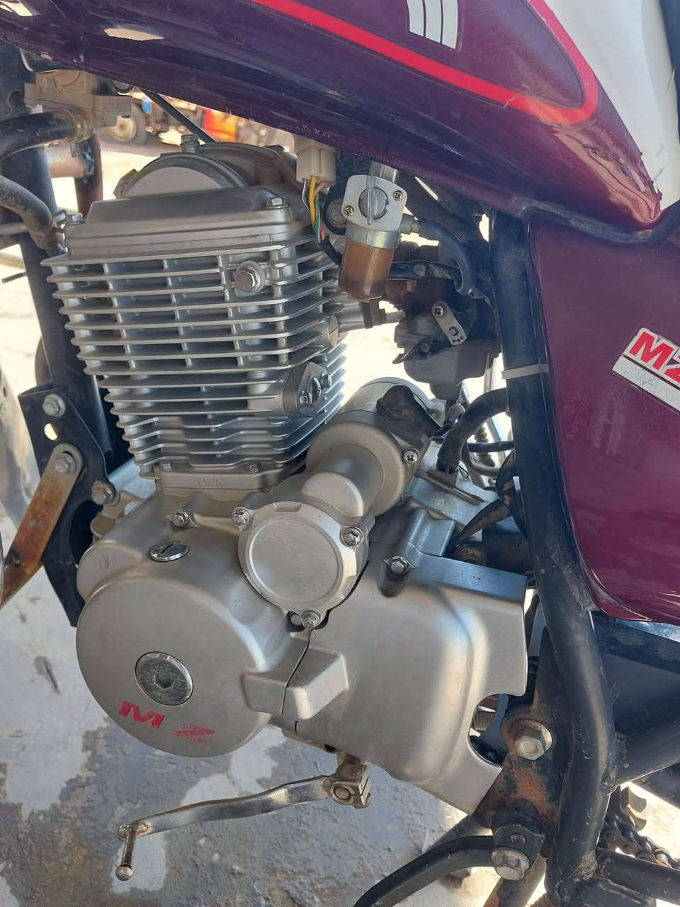 سلام عليكم موطور البيع
 ام زت موديل 23 محرك 200 نضيف ومكفول السعر ب مليون و 100 وبي مجال تفاصيل *********** اتصل وبيك خير ودلل
