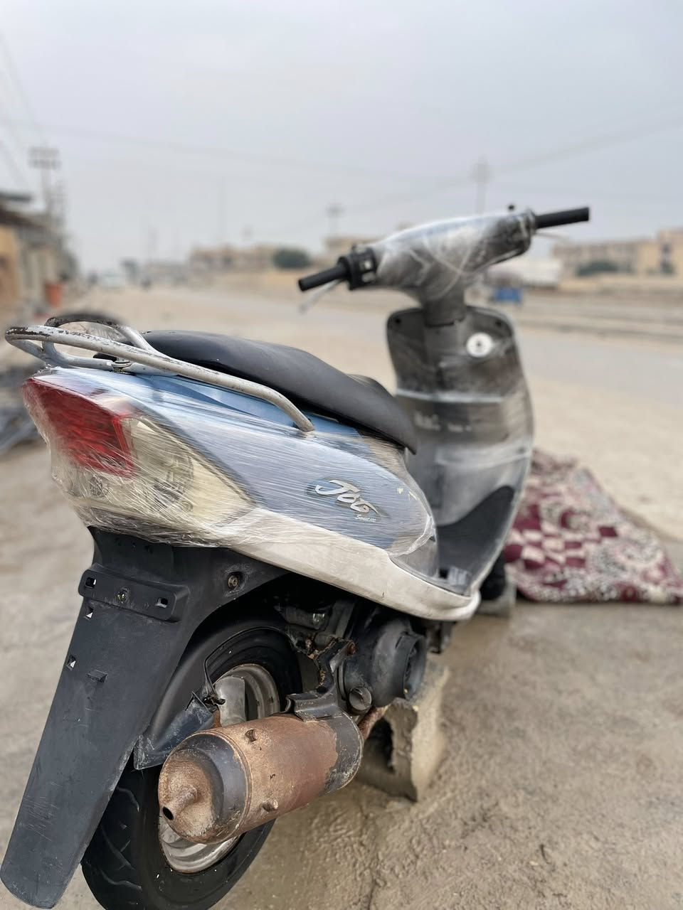 للبيع 
ماكس قجمة 
دراجة مفتوحة مرا وحده 
كهربائيات كلها شغالة من طول لطول 
القرنة 
السعر 550 وبيها مجال قليل 
الشراي خاص 
***********
