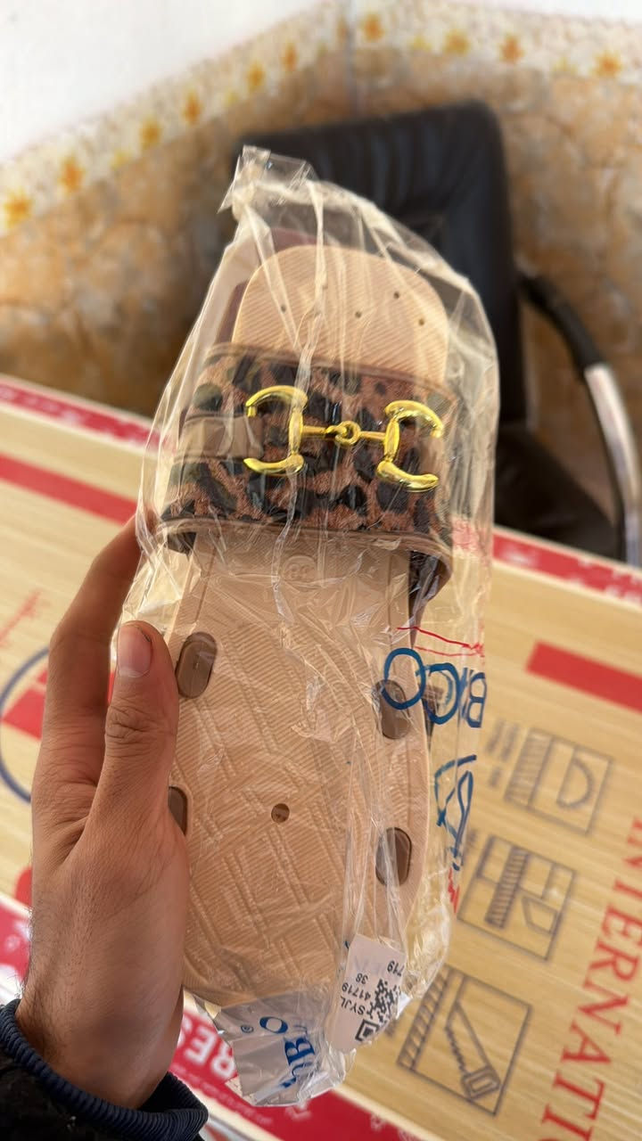 لاستيك  رجالي + شبابي + ولادي + نسائي قياسات كامله 
اسعار جملة ورخيصه تنافسية 🔥 متوفر توصيل تواصل واتساب ***********
