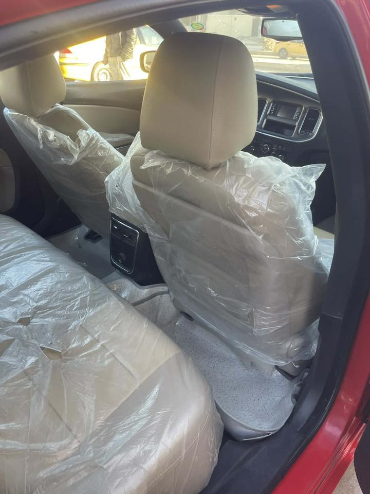 السلام عليكم
لبيع جارجر موديل 2014
لون احمر طماطه 
ماشيه 200 
رقم جديد دولي 
 تخم تاير جديد 
حداديه جديده
صور حادث بلمنشور مع سونار 
مكان الديوانية 
السعر 155

***********
***********
