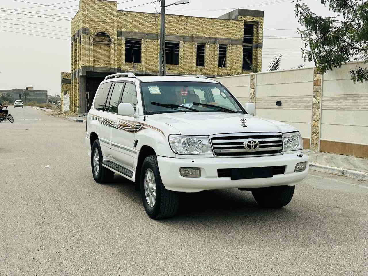 الهم صلي على الحبيب المصطفى
لاندكروز  رقم بغداد دولي تحويل سنويه جديده 2031
سعر جوه سوك  (105) وبيهه  مجال بصيط 
سياره جديده كلش  حداده توهه فاتحهه
سياره جديده كلش 
محرك كير كفاله 
سياره كفاله من كص نقل عيب شرعي
داخل سياره جديد كلش دشبولهه دواخله كلهه نضيفه صور تحكم 
وتجي وتشوف 
سياره شبابيه ومناسبه
سياره حلوه 
مكانهه بصره المدينه السوك
***********
