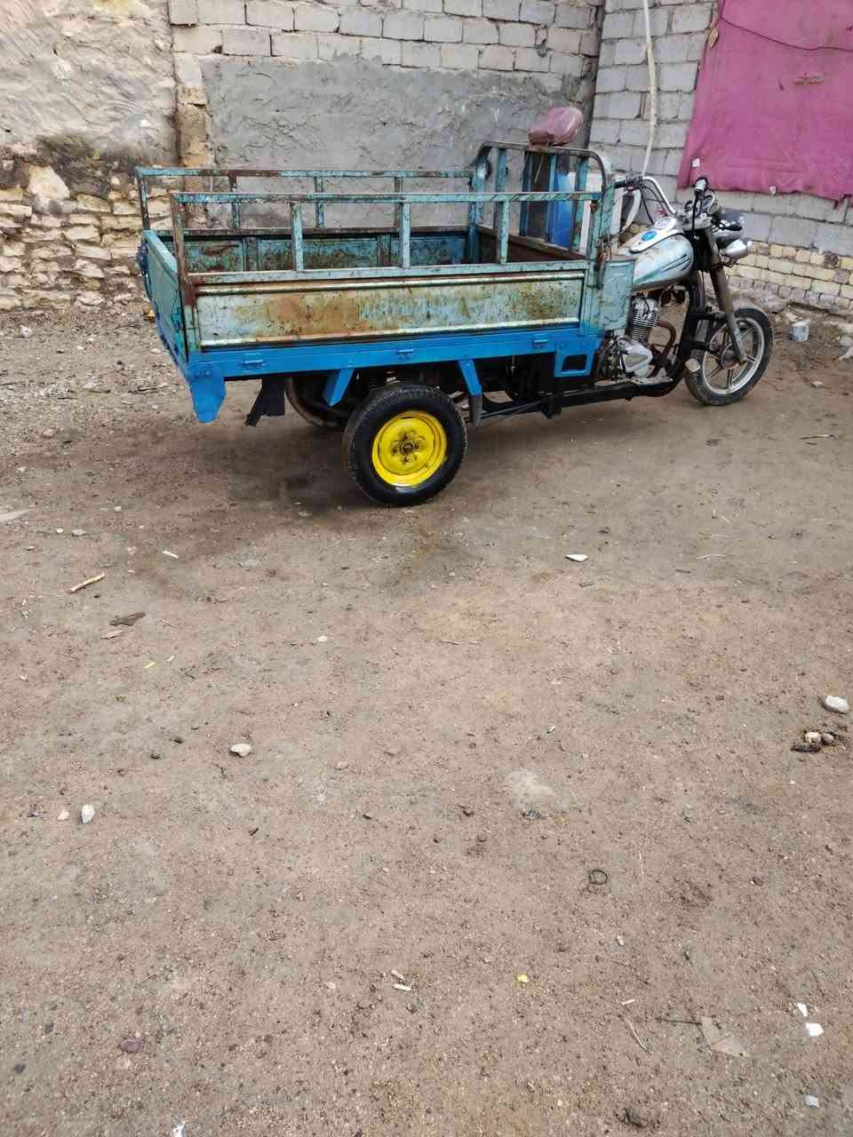 ستوته للبيع أوراق اصولي موديل 19 شاصي نضيف 
بدي نضيف كهربيات شغاله تايرات جوبلس الستوته سعرها مناسب 875قفل الشراي يتصل عل رقم ***********
ممنوع واحد يطي سعر من يمه
