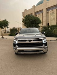 سلفرادو Z71 • ٢٠٢٤ • حادث خفيف