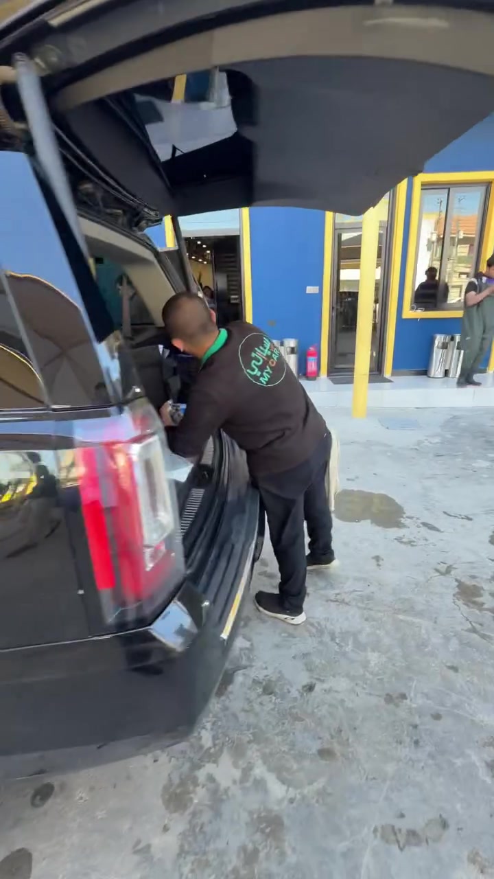 � للبيع | GMC Yukon موديل 2020
✨ فول مواصفات 

📍الممشى: 150 ألف كم

✅ محرك وجير وشاصي بحالة ممتازة

✅ ضرر خفيف مرتب بدون أي دواخل

✅ تبريد ممتاز واستخدام يومي مريح

✅ داخلية نظيفة جداً

✅ شاشة + كامرات + حساسات

✅ تشغيل بصمة وستارت

✅ مقاعد كهرباء وتحكم كامل

✅ فتحة 

✅ السيارة جاهزة وما تحتاج أي مصروف

سيارة مرتبة ومعتنى بيها من كل النواحي، والفحص بأي مكان تحب🌟

للاستفسار والسوم عالخاص �

***********

السعر34.000$

