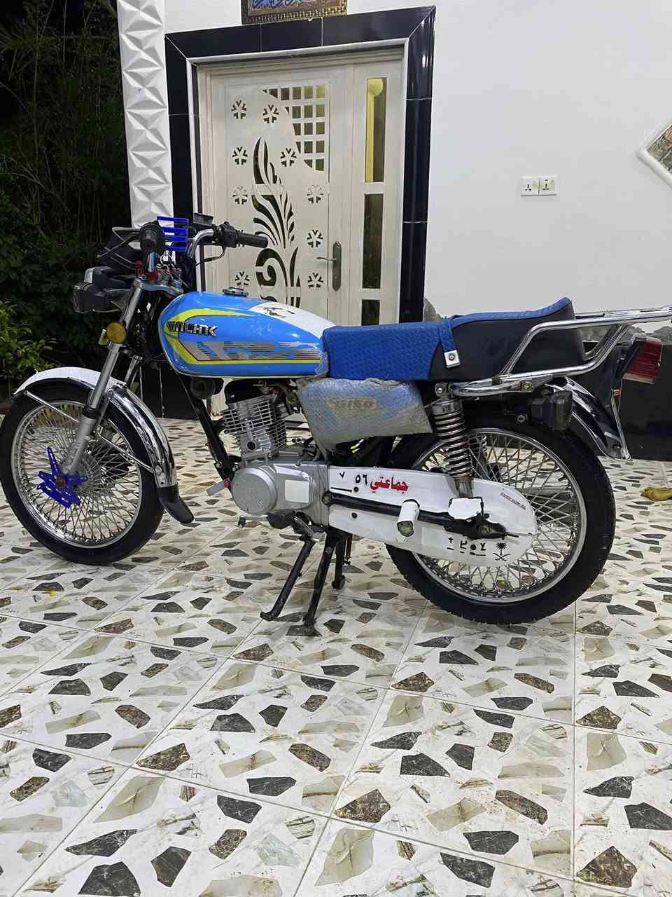 السلام عليكم. تايكر للبيع 2023. اوراق وحده كارتونيه اصليه. دراجه شرط كفاله عامه. لون مميز محرك مامفتوح. كهربائيات كفاله. 
فقط.(مبدل كلجات الباقي كفاله).مكاني واسط الزبيديه 
استفسار ***********
