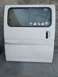 باب سلايت جنطه مال نيسان ناصي نضيفات مكان بغداد ٠٧٧٥٠٣٧٥٨٠٠