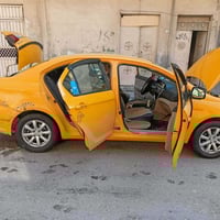 سياره كريت ويل للبيع موديل 2011 مكينه وكير شرط هيئه وغرامات صفر شرط ال...