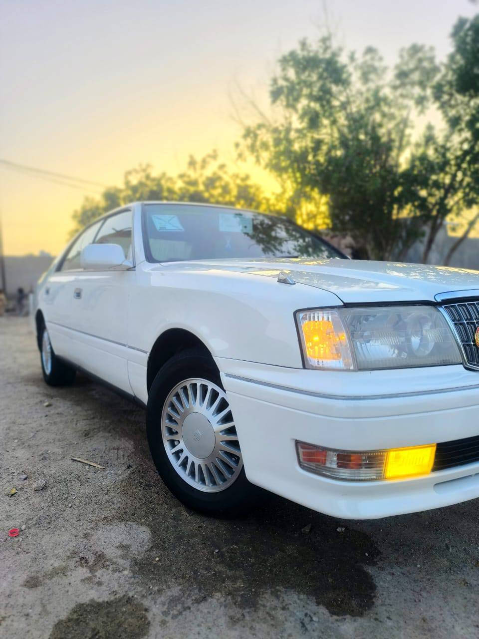 سلام عليكم كراون مديل 97 سيارة مكفوله كفاله من صبغ العام و ضربه ونقل جثه والعيب الشرعي رقم بعداد مشروع وطني سنويه مجدده لل 27 محرك 3000بلكارتون تبريد ثلج تخم تاير جديد السعرر105الشراي يتصل*********** مكان ذي قار غراف
