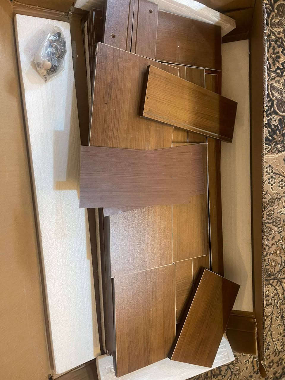 نجار متنقل داخل كركوك لفتح وشد وتصليح كافه أنواع الأثاث غرف تركي عراقي كنتور جربايه كاونترات اتصل واجيك للباب *********** فتح وشد ونقل تصليح تبديل سكه كومديات سلايت كنتورات جرابي مكسورة صبغ صاج رجيلين كنتور قنفات وهذا جزء من عملي والحمدلله للستفسار أكثر خاص او اتصل ع واتساب ***********
