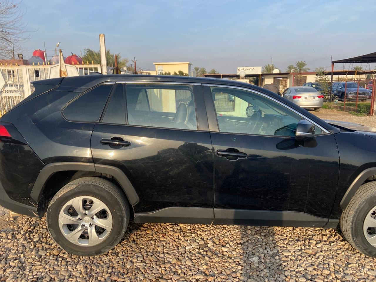 السلام عليكم
راف فور موديل ٢٠٢٢ رقم بغداد الجديد باسمي تحويل بنفس اليوم السيارة حادثها من امريكا موجود بسونار مواصفات رادار و كاميرا و تحكم ستيرن سايد بريك كهربائي ماشية ٨١ كير و محرك و صدر مكفول السعر ١٧٤ للاستفسار الاتصال على 

‭٠٧٧٢ ٧٧٦ ٨٥٥٨‬
