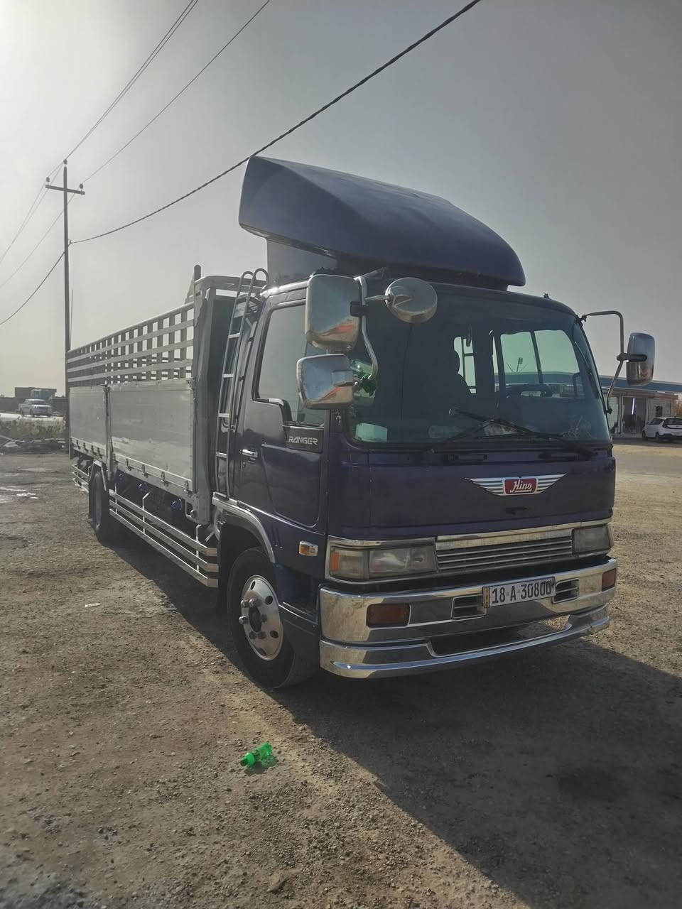 سلام عليكم للبيع هينو طيره موديل 94 تخم تاير 19 ونص سته وربع بلاد مكينه سبعين سوبر ستندر سياره جاهزه للعمل رقم بابل دولي تحويل ثاني يوم سعر 172 وبيه مجال لاستفسار *********** & & ***********
