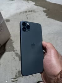 آيفون ١١ برو ماكس • ٢٥٦ • لوك