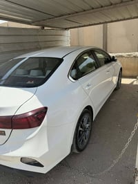 سيراتو. موديل ٢٠٢٤   خليجي. كفاله من الصبغ.   السياره ماشيه ٤٦   السيا...