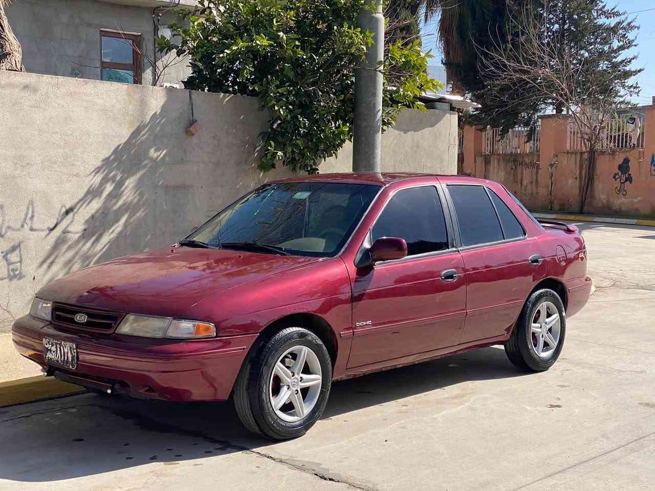 کیا سیڤیا 
8بەخ
مۆدێلی 93
ئاڕمی پلاستیکی سلێمانی
ناوزەرد 
دەعمو لێدراوی نیە
کامل بۆیاخ بۆ جوانی
کارەبای کامل ئیش دەکات
تەبرید سارد و گەرم بەشەرت
موسو بڕاوە بەشەرت
ئاڕمو ئەوەلیات بەشەرت
چوار تایەی تازەی لەژێرە
گێڕو مەکینەو تەقەو ڕەقەی بەشەرت 
سعری34$
***********
شوێن خورماڵ Singapore
