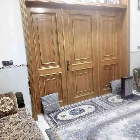 #للبيع

بيت عگاده بحي النفط الزراعي نقل اسهم مساحته 120م طابقين، الطابق الارضي غرفة وصالة ومطبخ وبراني وصحيات داخلية وخارجية 
والطابق الاول غرفتين وصالة وحمام، قريب على الشارع الرئيسي. 

#السعر 67 مع المجال. 

#للاستفسار اكثر او لغرض عرض عقاركم يرجى مراسلة الصفحة او الاتصال على *********** او زيارة مكتبنا الواقع في : السماوة
- حي العسكري - مقابل صيدلية التفاح الاخضر ومجاور صيدلية الاريج .
