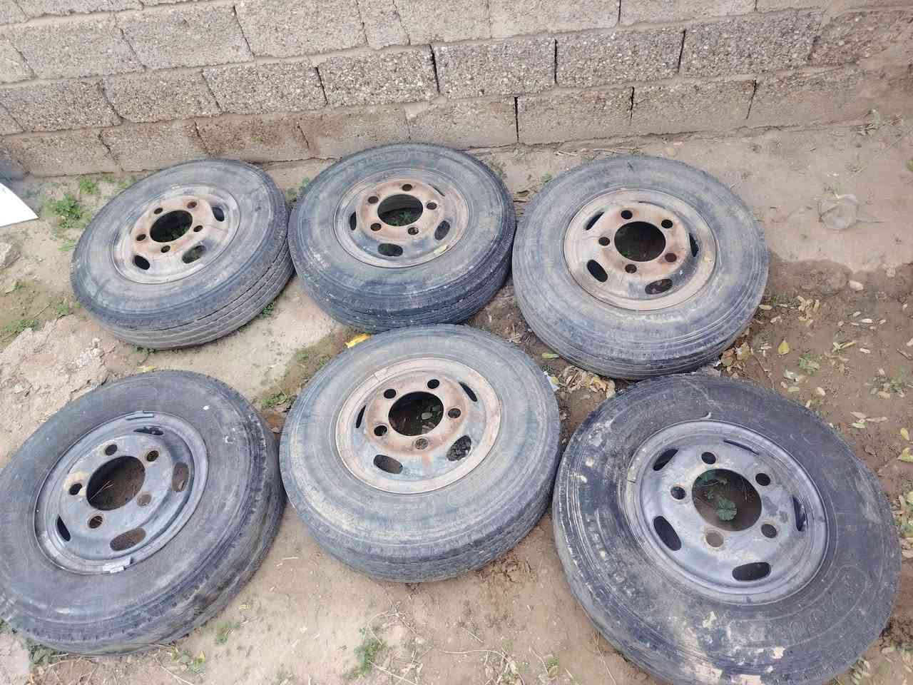 تخم تايرات للبيع نضيفات 100%
سعر 500الف
المكان بغداد المدائن
ه/***********
