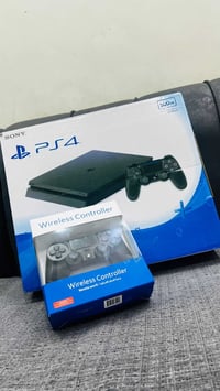 بلي فور سلم الذاكره ٥٠٠  مستعمل قليل ابسعر ٢٣٠ الف  الستفسار ٠٧٧٣٥٦٩٠٠...