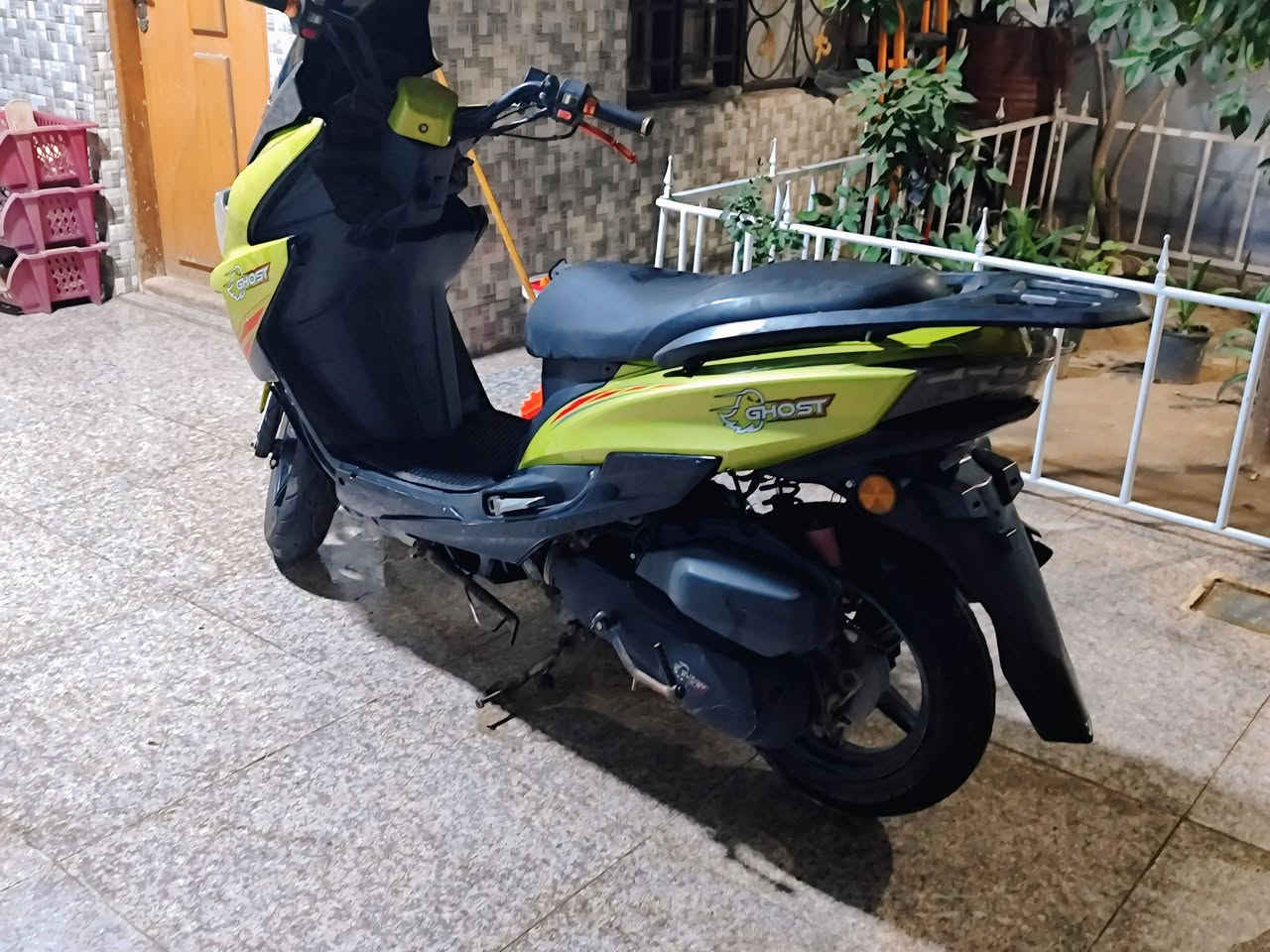السلام عليكم 
سكنز حديث ما مفتوحه نكره سلف 
كلشي شغال مابيها اي نقص السعر 375 وبيها مجال 
مكاني مسيب 
***********
مكلف بلنشر 
متواجد خاص
