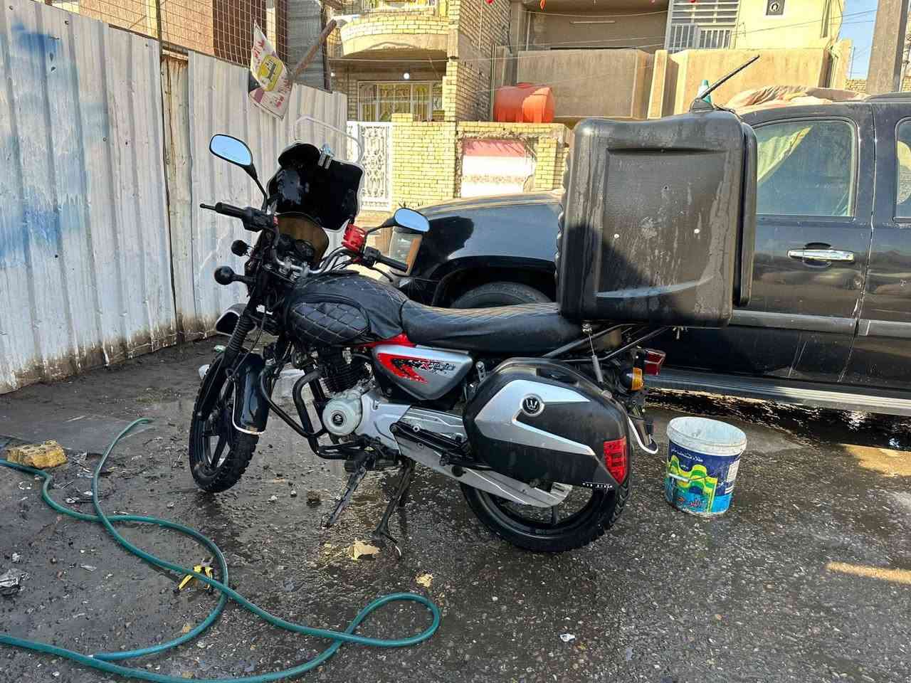 سلام عليكم ورحمه الله وبركاته دراجه بوكسر للبيع موديل 21 شهر 11 نازله بل 22 دراجه مجفته تجفيت شركه الله شاهد جيب فيتر وياك وتعال افحص الدراجه مكفوله لا تنقيص ولا تبخير الدراجه شلعه ومعدل يشك الكاع سعره 1650 وبيه مجال حك الجيه الدراجه اوراق أصولي لا سكنر ولا شي رقم الهاتف *********** العنوان بغداد مدينه الصدر
