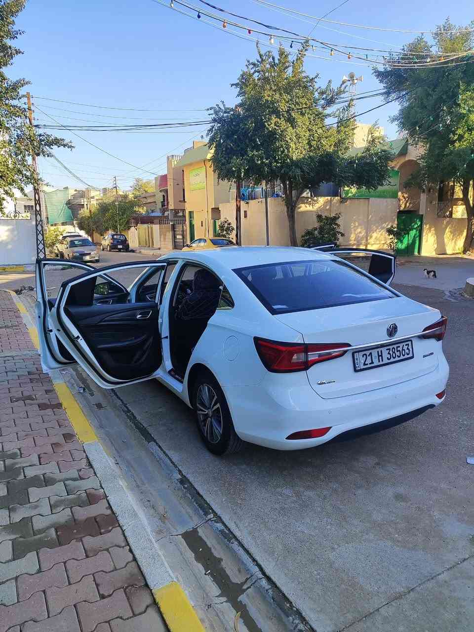 السلام عليكم ورحمة الله وبركاته 🌟.
*سيارة MG5 موديل 2022 للبيع* 🚗

- *المواصفات:*
- صفر فول
- سقف سلايت
- كاميرا 360 درجة
- تبريد وتدفئة
- كشن كهربائي
- هيتر
- مكفولة من دعامة إلى دعامة
- *الحالة:* كير ومكينة بشرط
- *العنوان:* كركوك
- *رقم الهاتف:* *********** 📱

*للاستفسار، يرجى الاتصال على الرقم المذكور أعلاه.*
