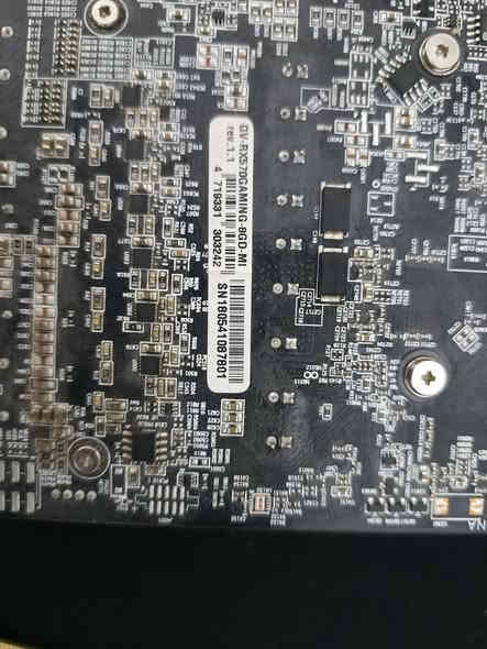 السلام عليكم هذني قطع للبيع كلهن شغالات
Rx570 8g ب70
هارد 128 ب10
هارد 320 ب10
رام ddr3 ب15
المكان حله مركز توصيل موجود
***********
