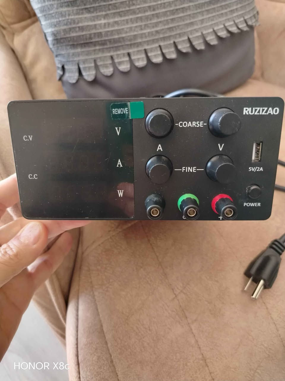 Power Supply 30V 10A منشاء الماني
مستعمل بحالة جية جدا أربيل, العراق


**إذا كنت صاحب هذا الإعلان وتريد حذفه لأي سبب، رجاءا أرسل رسالة إلى الدعم الفني**