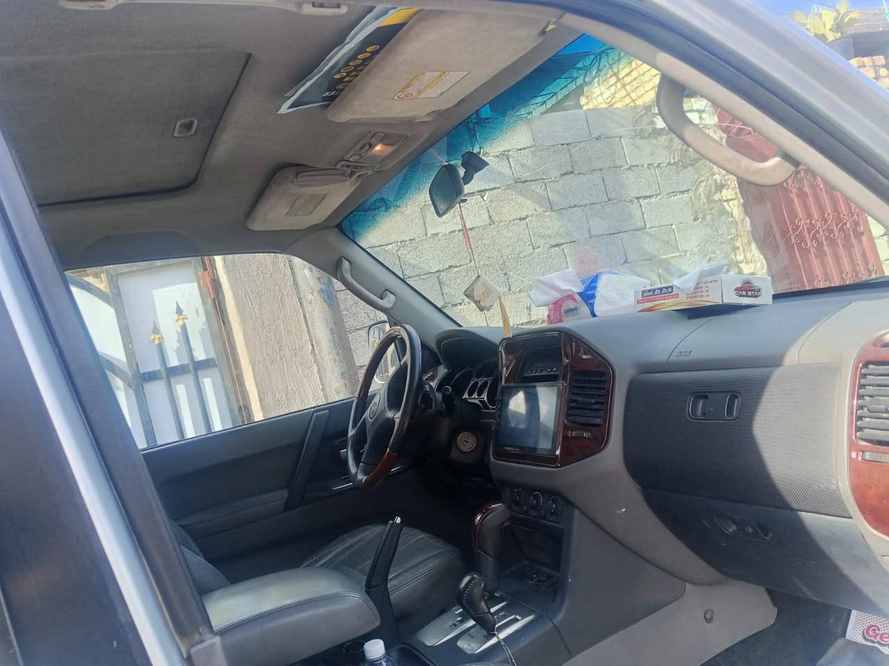 باجيرو 2006. علامه ذهبيه فول مواصفات محرك 3800   بيها كم قطعه صبغ.  بدون دواخل   ابيع صبغ عام يرادلها. لاستيك ولف
فول موصفات 
فتحه سقف 
اريل كهرباء
مري شفط 
تاير 17
مانع انزلاق 
كشن كهرباء
كشنات جلد 
تحكم سرعه 
مثبت سرعه 
شاشه كامره خلفيه
كلوبات ترحيب
102 $ بغداد, العراق


**إذا كنت صاحب هذا الإعلان وتريد حذفه لأي سبب، رجاءا أرسل رسالة إلى الدعم الفني**