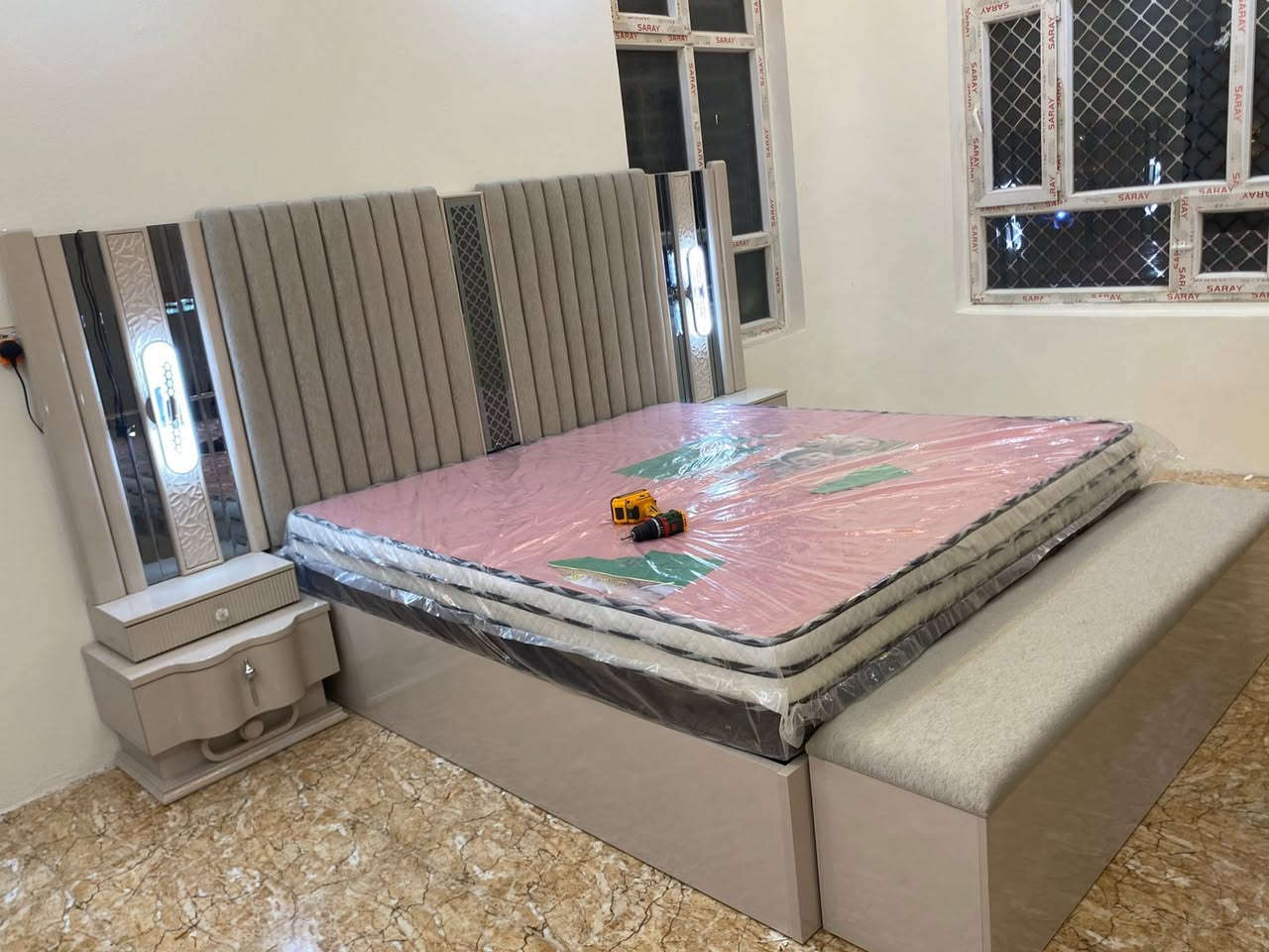 (  ابراهيم للأثاث)
(فتح وشدوصيانة/كل انواع غرف النوم والاثاث المنزلي +نقل داخل وخارج المحافظه اللأستفسار الأتصال+واتساب ***********  *********** [بأسعار مناسبه ]
