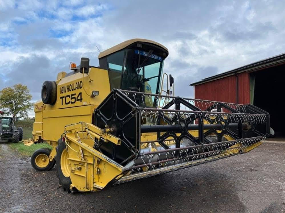 Newholland tc54
موديل 1996 
4 بلم تك درام قايش 
طبلة 15 فوت + عربانه
مشتغلة 2600 ساعة حقيقي فقط ❗
الحاصدة كفالة عامة محرك وكير واكسل ومعمل شرط جاهزة للشغل + تخم تاير بحالة ممتازة
مكان الحاصدة اوربا🚩
السعر 22.000$ ( دفترين و20)شامل مصاريف النقل 
مدة الوصول 20-40 يوم بعد الحجز وحسب المنطقة
اعتذر عن البيع بدون حجز ❗
للاستفسار خاص أو  3197010285034+


**إذا كنت صاحب هذا الإعلان وتريد حذفه لأي سبب، رجاءا أرسل رسالة إلى الدعم الفني**