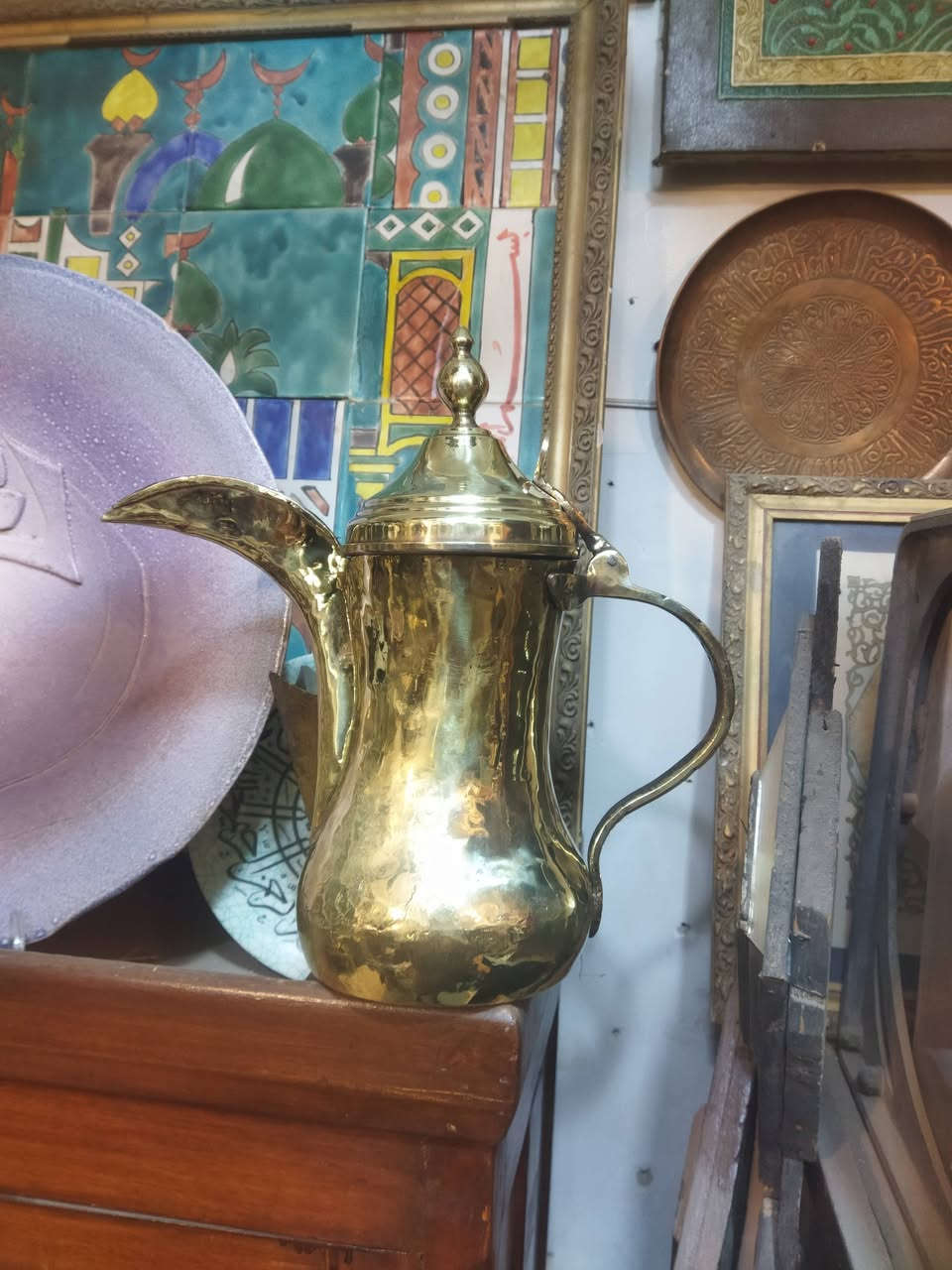 صبحكم الله بالخير والبركه 🇮🇶🕊️🇮🇶 بغداديه صفره قياس 30سنتم للاستفسار خاص او الاتصال على الرقم التالي ***********اخوكم كرار الشيخ
