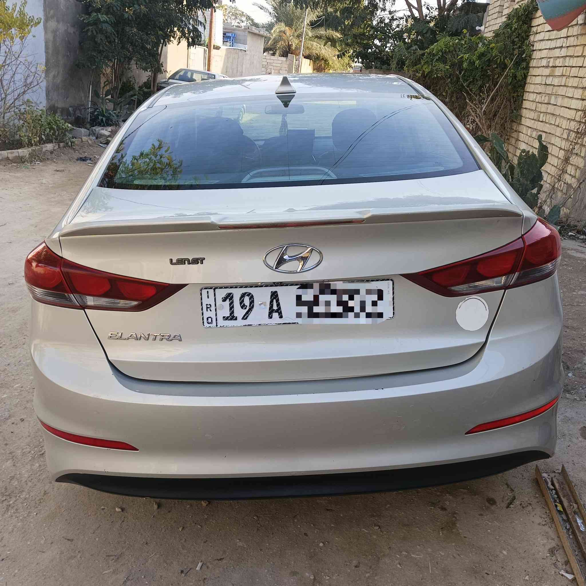 السلام عليكم
النترا موديل 2017 وارد امريكي ضرر دعاميه وجاملغ بارد فقط مكينه 2000 كفاله گير كفاله رقم كربلاء باسمي 
المواصفات: اربع بصمات ، رادار جانبي ، نقطه عمياء ،شاشه اعطال ،تحكم ستيرن جهتين مثبت سرعه ،مانع انزلاق ، كامره دوار ، 
السعر ١٢٩ ورقه 
العنوان : كربلاء المقدسة ، حي الفارس قرب الملعب الدولي 
رقم الهاتف 
***********
***********
