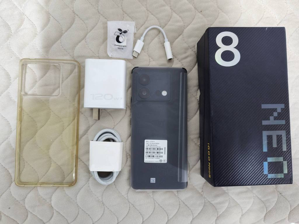 Vivo iqoo neo 8
بۆ فرۆشتن و گۆڕینەوە 
مانگێ ئیشی کردووە
١٠٠% پاکو کامل ئەشیا
ڕام ١٢+١٢ 
٢٥٦گێگا
پاتری ٥٠٠٠ و ١٢٠ وات فاست چارج 
snapdragon 8+ gen 1
کامێرا 50mp و ٢٠x zoom  و ڤیدۆ بە 8k.30fps 
شاشەیەکی گەورە زۆر جوانی ئەمۆلید 144hz 
لە هەمو ڕویەکەوە دەرەجە یەک 
 نرخ 195 دۆلار 

*********** 📞 دخان, السليمانية
