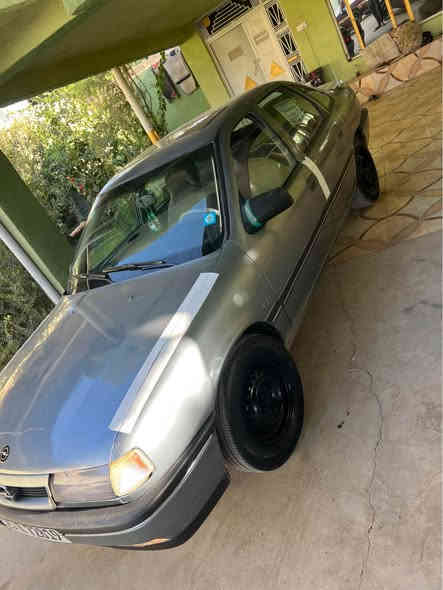 س ع 
اوبل فكترا 
موديل1991
رقم كركوك جديد بسمي 
حجم 1800
كير محرك شرط 
صبغ عام جماليه 
سعر42 بي مجال
عنوان طوز خرماتو 
*********** كركوك
