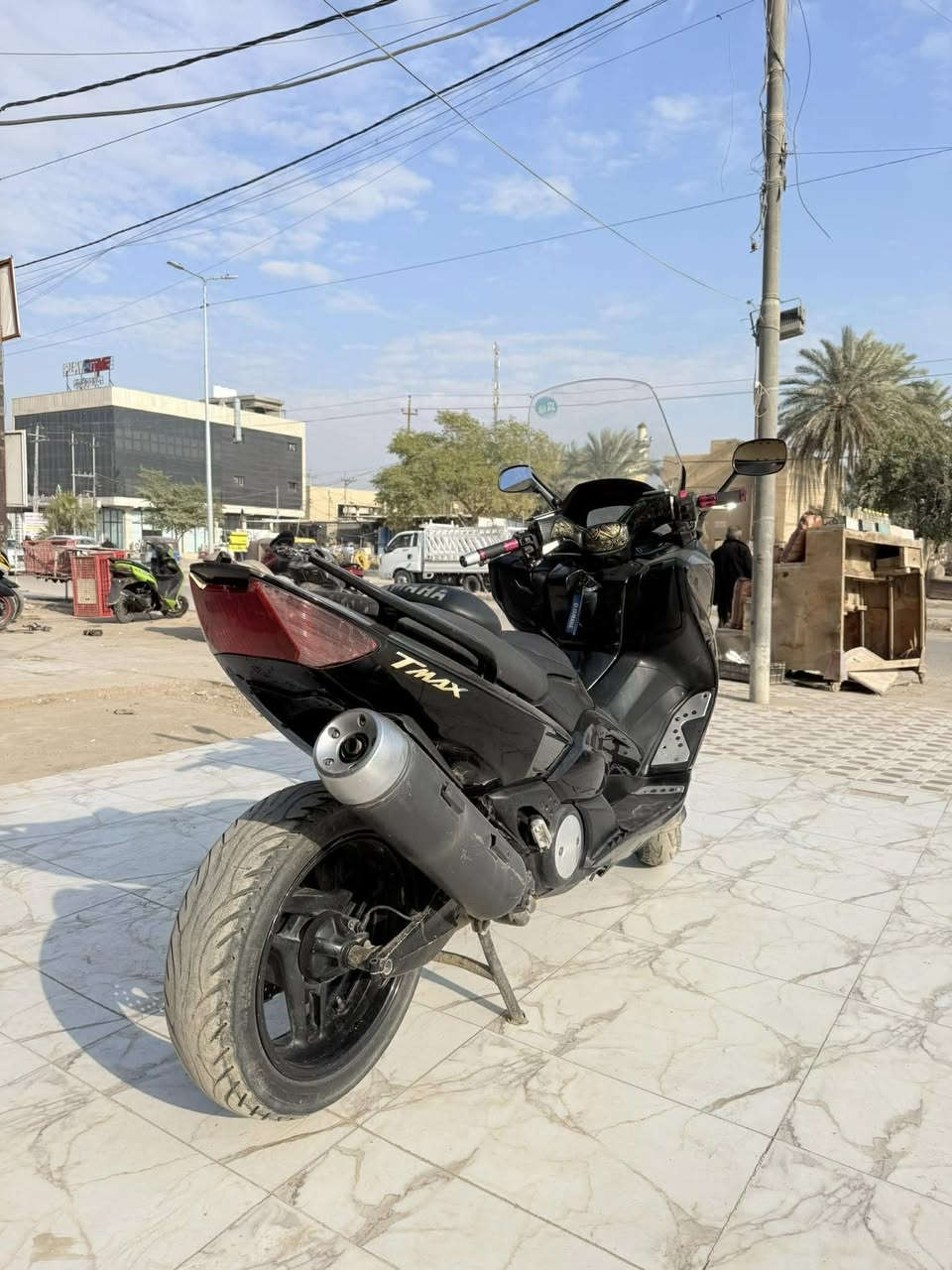 سلام عليكم حبايب دراجه خير من الله دراجه ناعمه و كله كفاله       نظامABS

دراجة ياماها 2011 (TMAX 500)                                                        المكان بابل المسيب حي المعلمين                باقي تفاصيل او سعر عل رقم ***********
