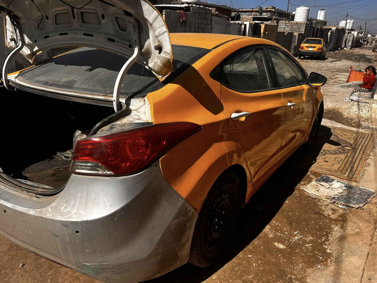 السلام عليكم النترا 2013 وارد أمريكي كير ومكينه خير من الله  السياره بسمي الرقم إنكليزي بيها طخطخه مبينه بل صوره تبريد تخم تاير يعني السياره نضيفه يرادله بس سمكره وصبغ  السعر 85 وبيها مجال 
العنوان بغداد الزعفرانيه 
بس اليشتري خلي يتصل 
*********** 
خط وتساب
