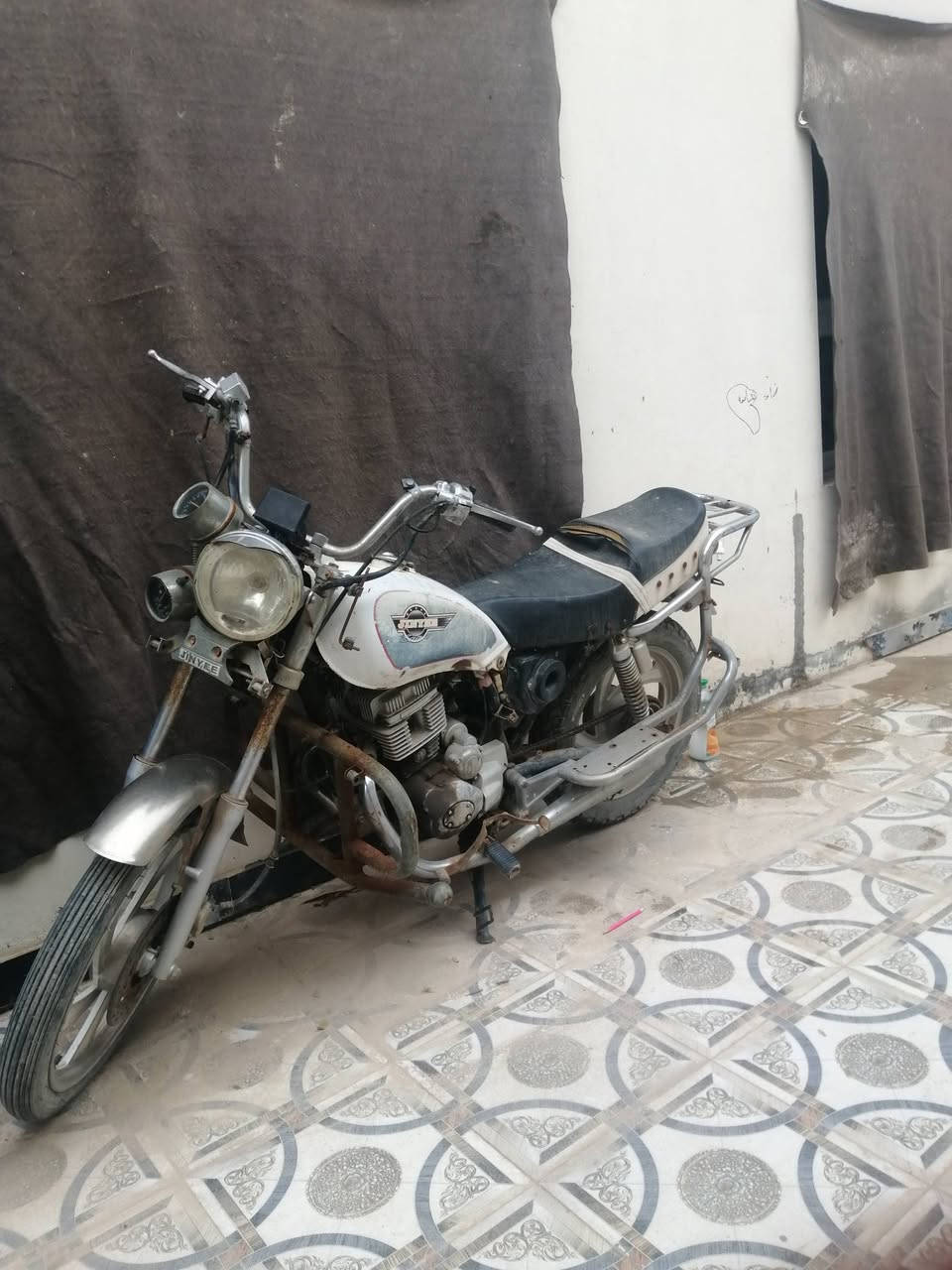 ماطور جني دبل بلك موديل١٨
اوراق اصولي اربع اوراق 

سعر 300 وبي مجال قليل 

***********
مكان شهربان
