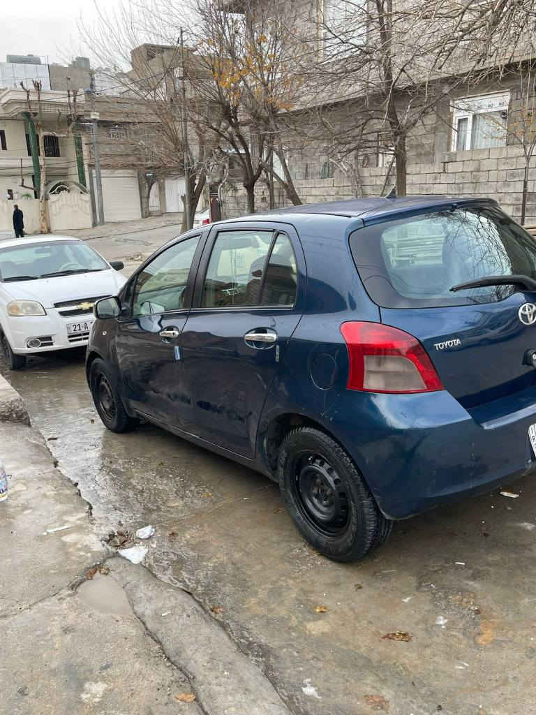 یارس 2006 ئۆتۆماتیک مەکینە بچوک کامل بۆیاخە بۆجوانی یەک چەمەلغی لێدراوی کەمی هەیە گێڕ و مەکینە و تەبرید و کارەبای بەشەرت تایەی تازە سەنەوی تازە ماڵی دۆستە سەیارەی مەعرەز نییە هی ماڵی خۆمانە 
نرخ 69 تۆزێ معامەلە
لە سلێمانیم
*********** السليمانية, العراق
