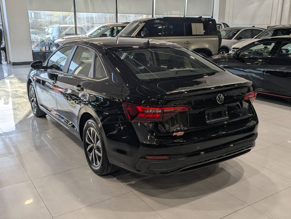 Jetta 2024 s
مەکینە 1.5 تۆربۆ
ماوەی رۆشتن 14 هەزار میل
چاملغ بۆنیت سبوغە
ارباگ سیستم
شاسی لای سەکن یەک قۆپی هەیە دەسکاری نەکراوە
بەشەرتی ڕەقەم
شوین هەولێر
سعر 129$
***********
*********** أربيل, العراق
