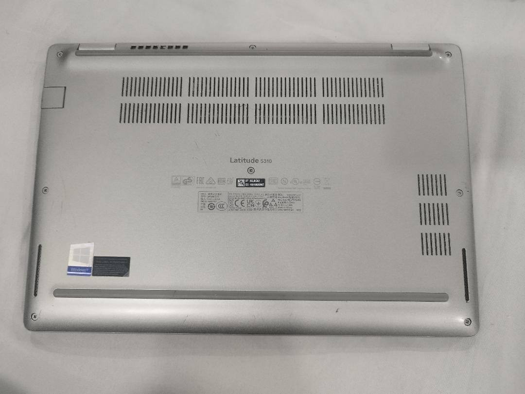 السلام عليكم لابتوب Dell latitude 5310
جيل 10  i5 gen
RAM 8gb

شاشه 13in  full hd
بطاريه 6 ساعات تشغيل
الابتوب نضافة 99٪  مكفول من اي عطل او خلل
سعر 340 الف وبي مجال متوفر توصيل


**إذا كنت صاحب هذا الإعلان وتريد حذفه لأي سبب، رجاءا أرسل رسالة إلى الدعم الفني**