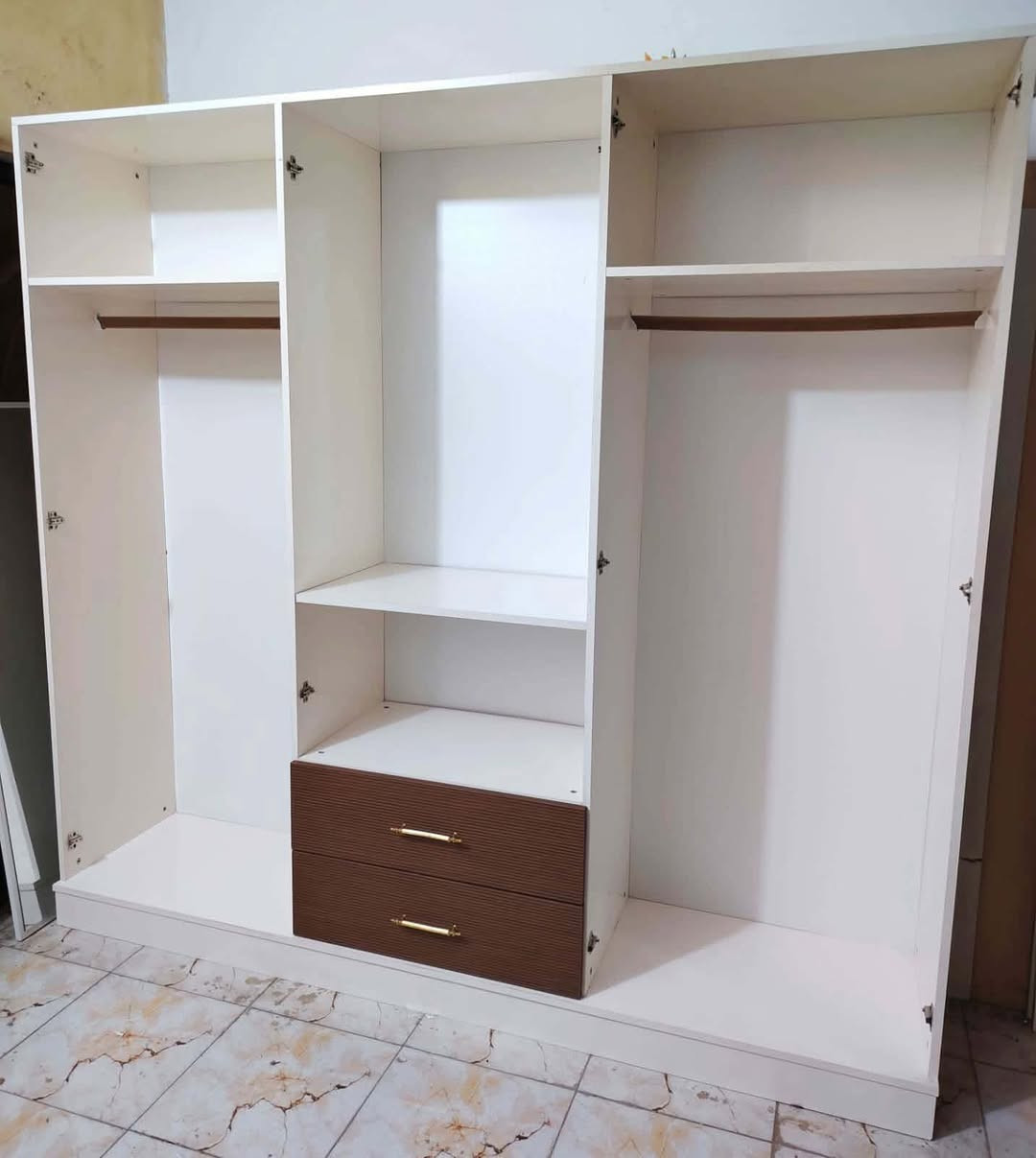 غرفه نوم 5 قطع اخت الجديده  نضافه 95% كل هذا بـ 500 شد ونقل داخل بغداد مجاني


**إذا كنت صاحب هذا الإعلان وتريد حذفه لأي سبب، رجاءا أرسل رسالة إلى الدعم الفني**