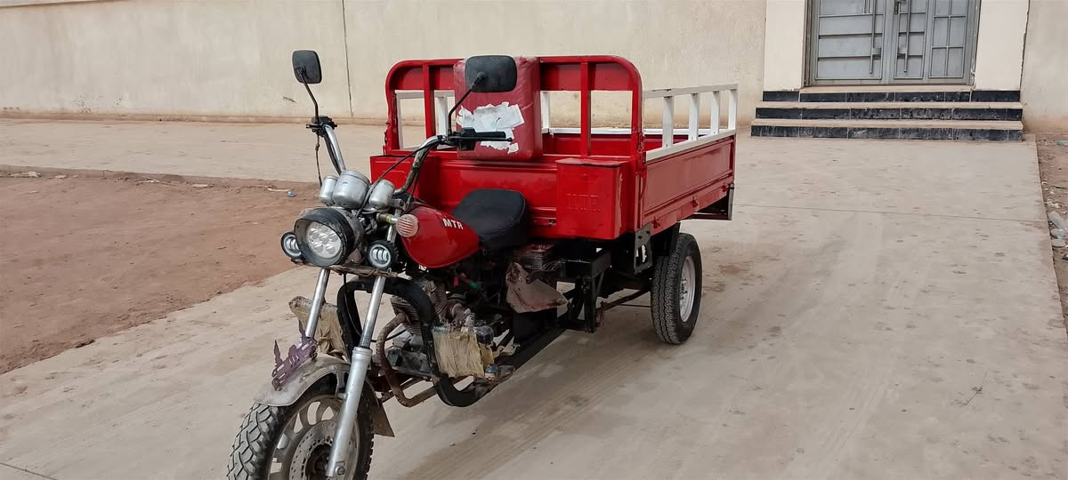 سلام عليكم ستوته أمتي آر موديل 18اوراق كهربائيات شغاله ضفيره جديده سلف اشاير لايتات السعر مليون ونص وبيها مجال قليل المكان البصرة قضاء الدير نشوه رقم الهاتف ***********بي واتساب مستعجل للبيع
