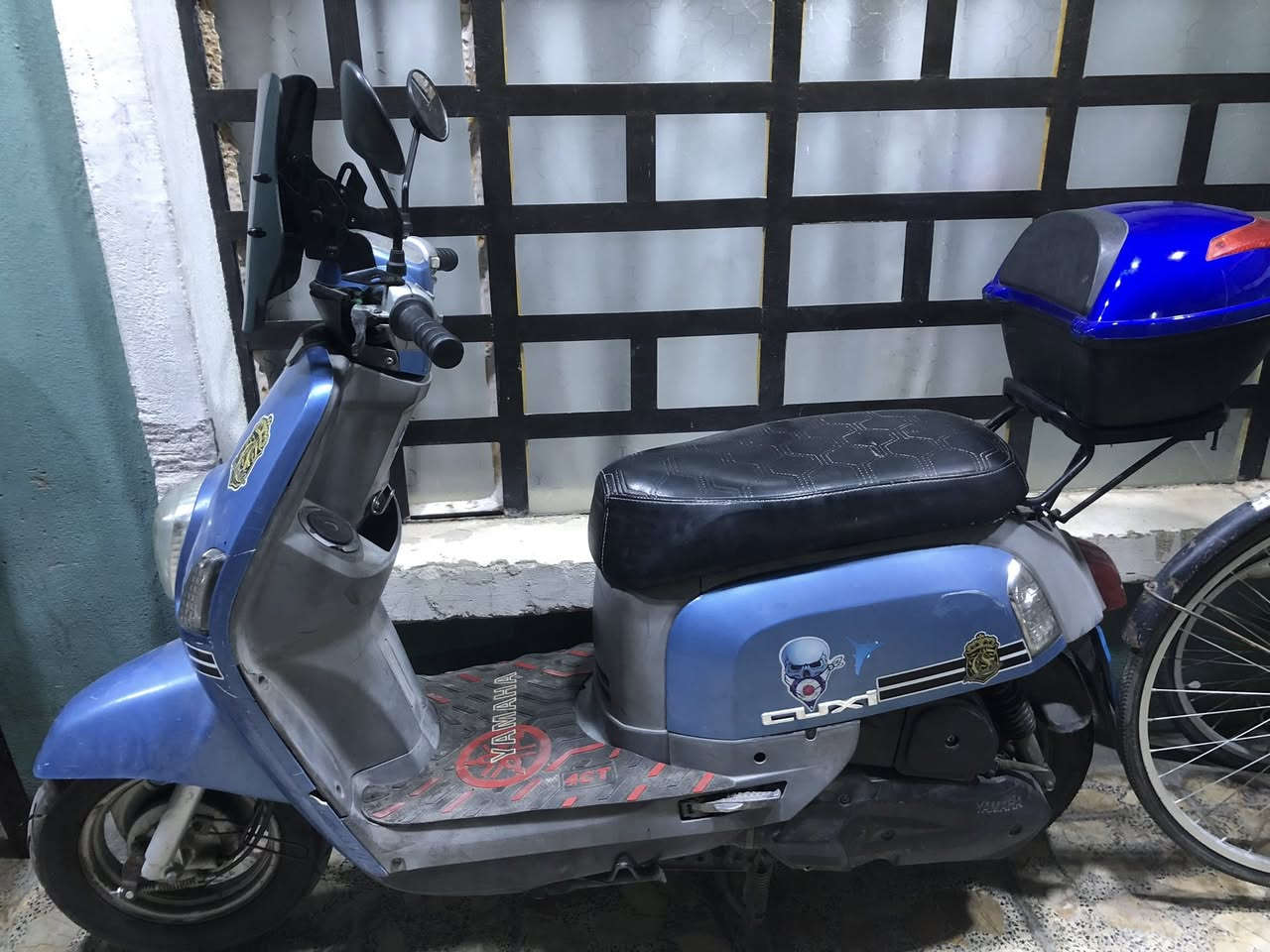 السلام عليكم من رخصت الادمن المحترم دراجه بوليس نوزل  للبيع الدراجه كفاله عامه كهربائيات كله شغاله قفل جنطه وقفل ستيرن وقفل اكسل تايرات جدد كفرات ختم واحد ويه المكينه جيب فيتر وياك وافحص  بيها منفيس ومكاتبه واكفلها سرقه السعر 650 وبيها مجال للطيبين مكاني الدوره الميكانيك ***********
