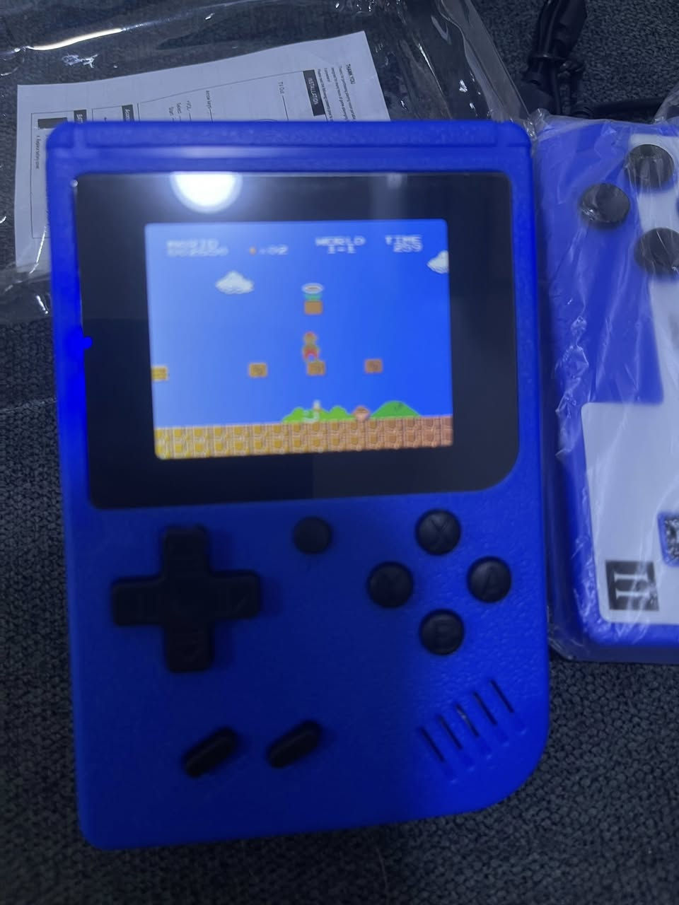 بلي بهذا الشكل
ينلعب شخص او شخصين
ينربط ع هاتف
قيم واخذ


**إذا كنت صاحب هذا الإعلان وتريد حذفه لأي سبب، رجاءا أرسل رسالة إلى الدعم الفني**